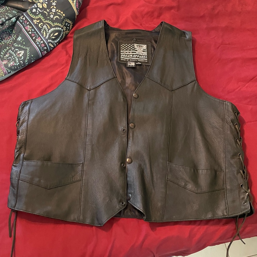 Pleather vest good condition missing top snap
